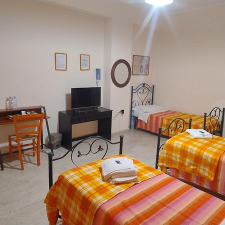 L'Attico Affittacamere B&B Катандзаро Екстер'єр фото