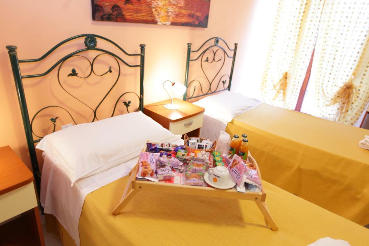 L'Attico Affittacamere B&B Катандзаро Екстер'єр фото