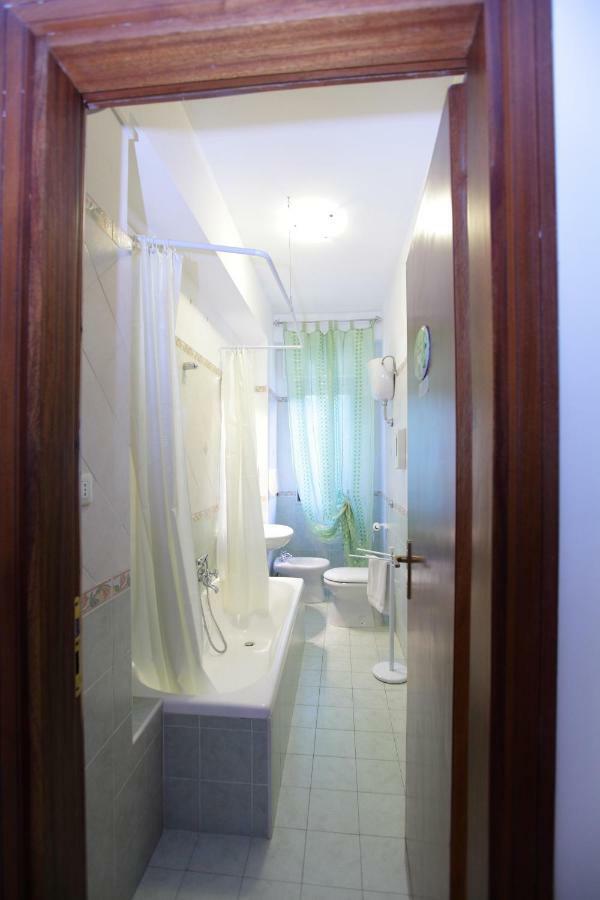 L'Attico Affittacamere B&B Катандзаро Екстер'єр фото